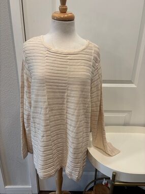 NWT Chico's Cream Textured Stripe Sweater